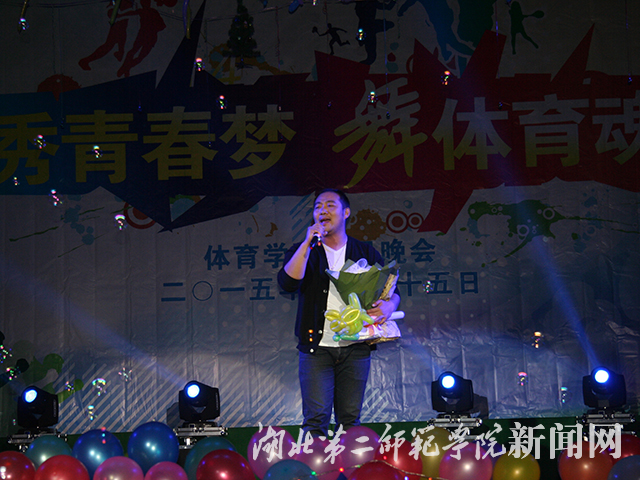 9.独唱《你把我灌醉》.jpg