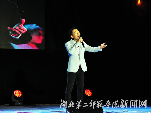 4.冯泽彭 模仿秀.jpg