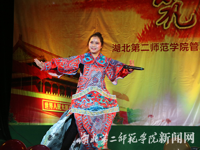 3.说唱脸谱.JPG