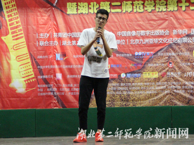 10.十号选手.jpg