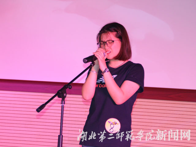 3.冠军许铭轩倾情演唱.jpg