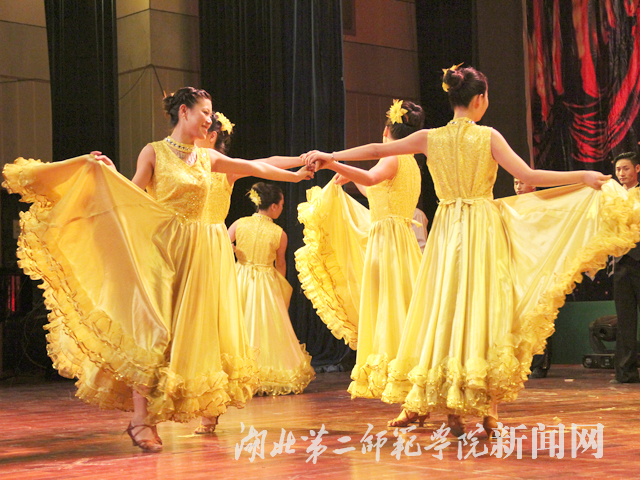 6.华尔兹.jpg