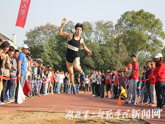 4.扑向新纪录.jpg