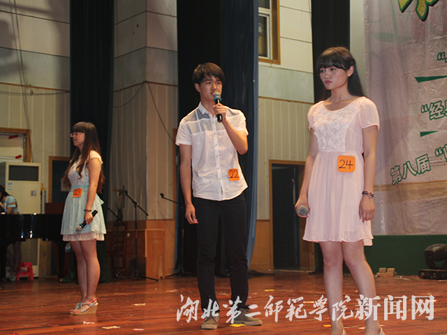 8.《写给青春》.jpg