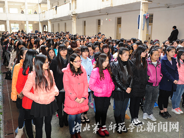 2.2014年秋季消防演练.jpg