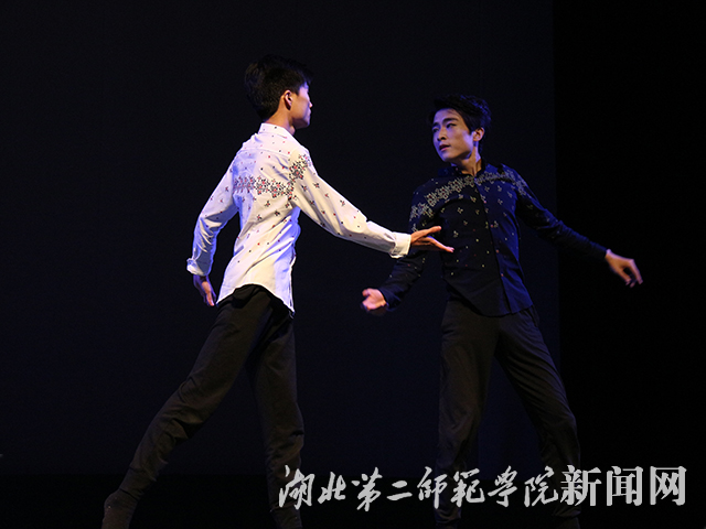 11.双人舞《那时候》.jpg