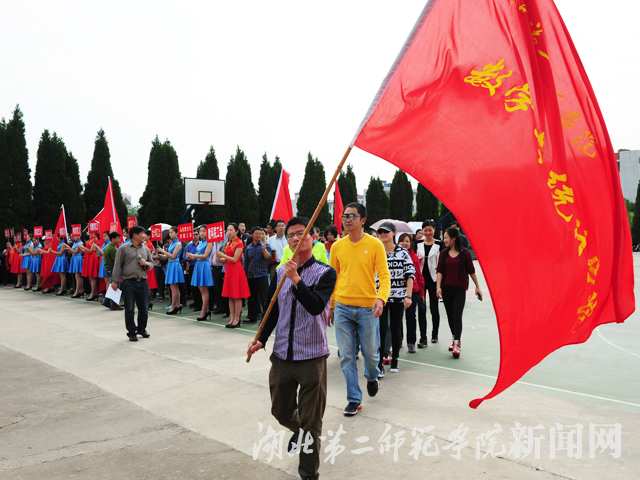 9.数学与统计学院参赛队.jpg