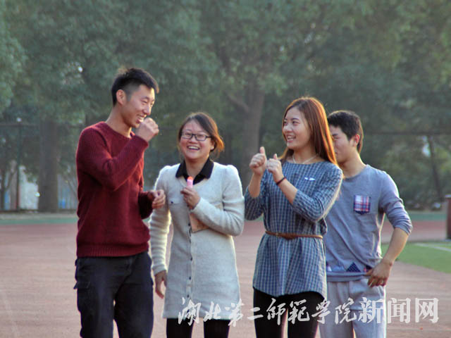 6.喜悦时刻.jpg