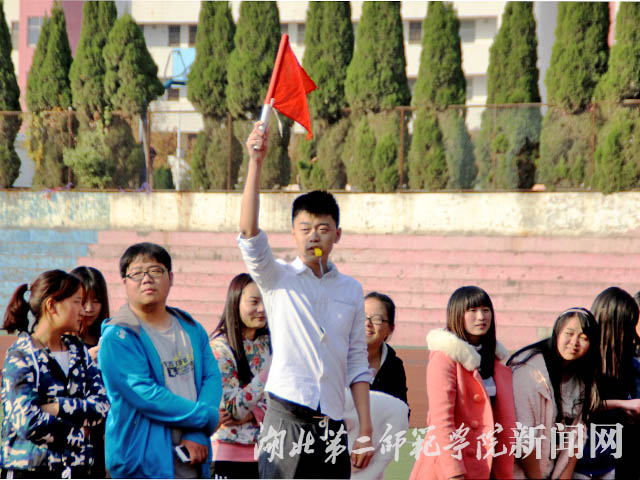 2.一声令下.jpg
