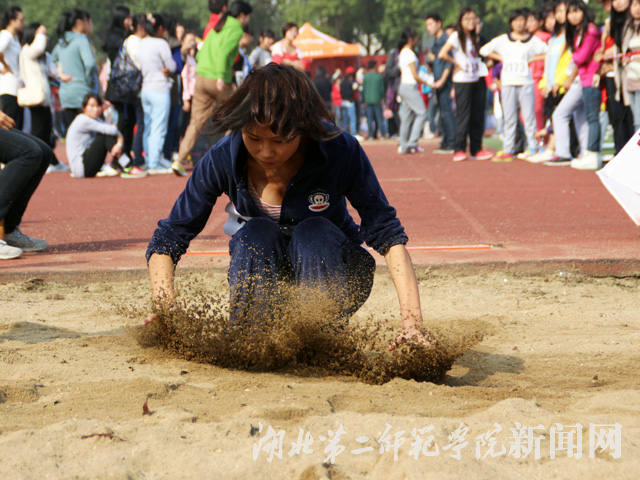 3.尘土飞扬.jpg