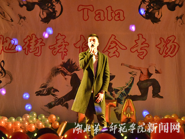 4.逆梦音乐社助阵表演.jpg