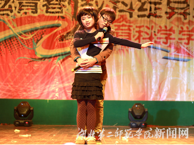 3 话剧《老朱选媳妇之美女如云》.jpg