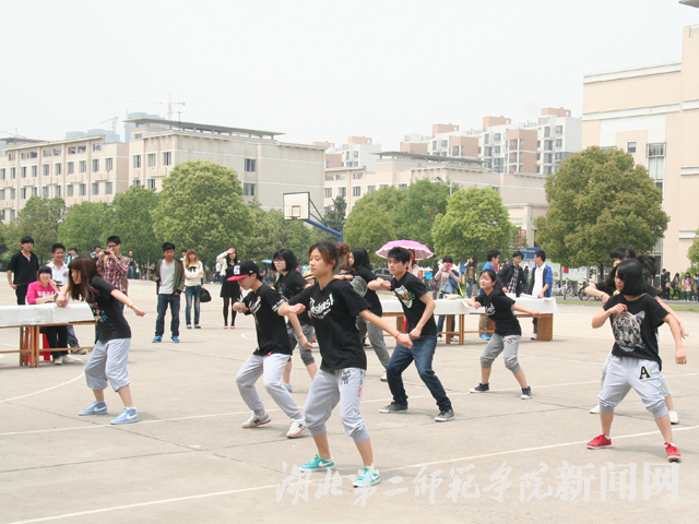 2.开场舞.jpg