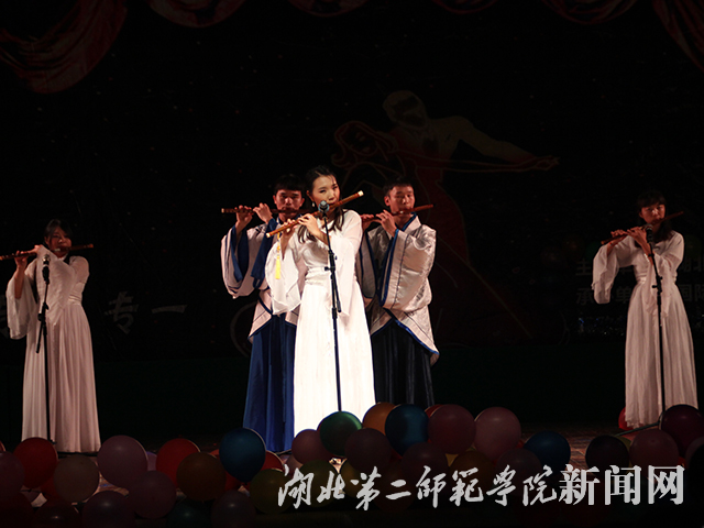 11.笛箫协会表演.jpg