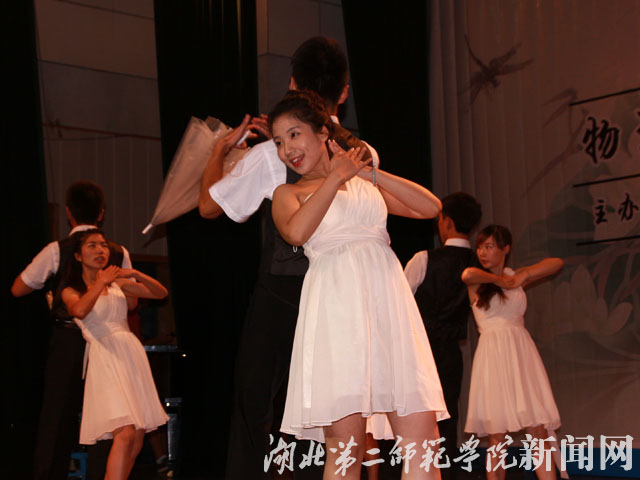 7.舞蹈《致青春》.jpg