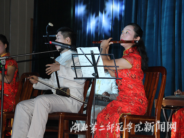 2.民乐合奏“喜庆江南”.jpg