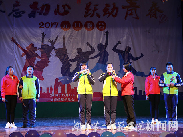 7.盲人演唱.jpg