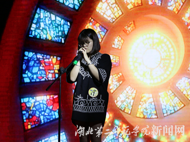 4.歌曲《我的歌声里》.jpg