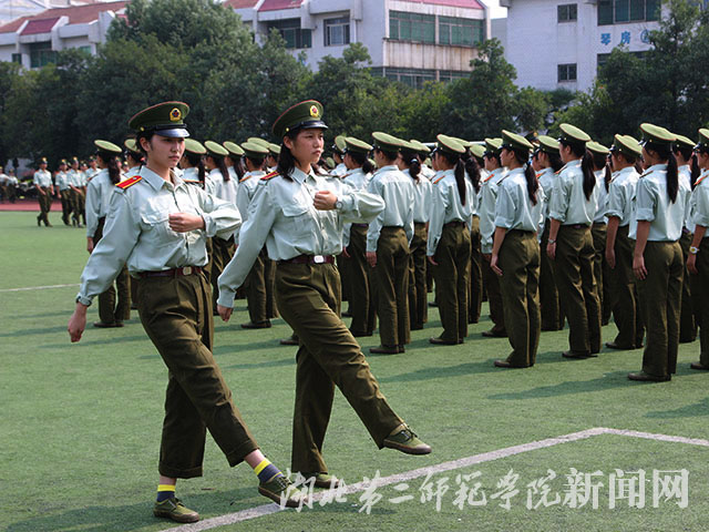 5.苦练出精兵.jpg