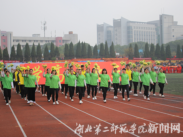 7.鲜花队.jpg