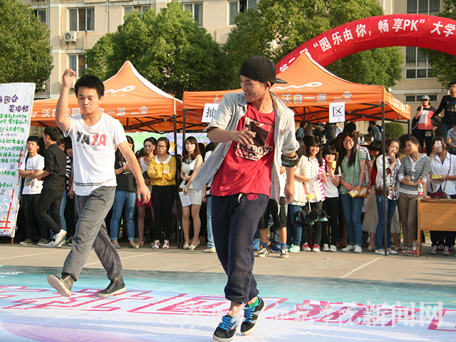 3.“切克闹”街舞秀.jpg