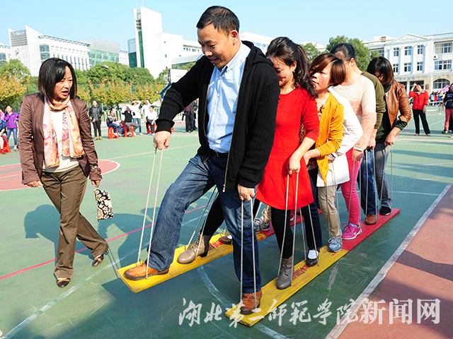 5.闪电纵队 图3.jpg