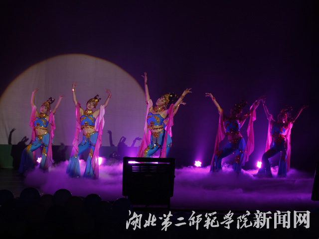 3.敦煌.jpg