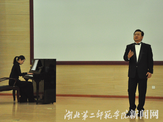 10.武汉音乐学院声乐教师 姜宣书 独唱.jpg