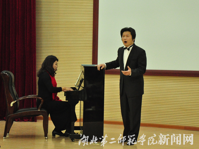 4.陈顺桥 独唱.jpg